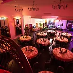 Azzun Orient Spa&wellness Отель Кромерово