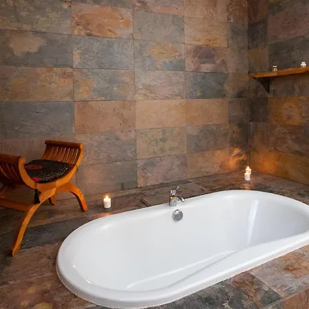 Azzun Orient Spa&wellness Otel Kromerowo