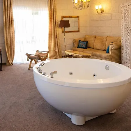 Hotel Azzun Orient Spa&wellness 4*