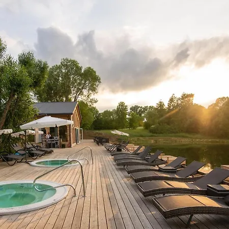 Azzun Orient Spa&wellness 4* Кромерово