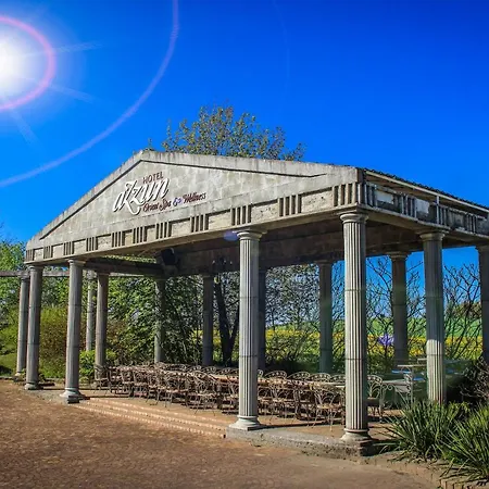 Отель Azzun Orient Spa&wellness 4*