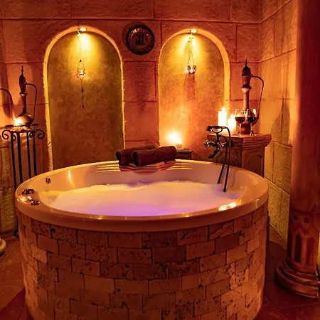 Azzun Orient Spa&wellness Hotel Kromerowo
