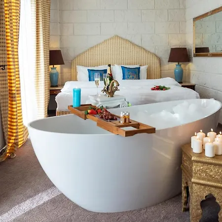 Отель Azzun Orient Spa&wellness Кромерово