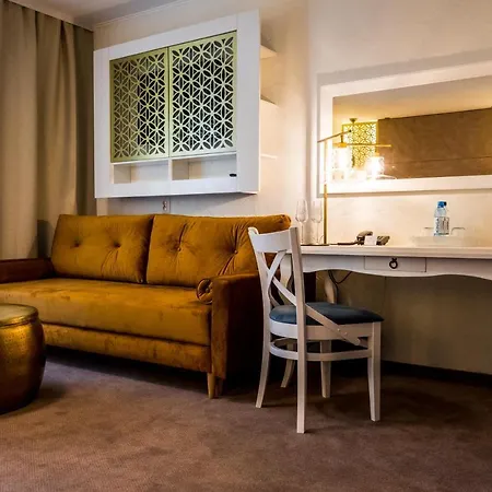 Azzun Orient Spa&wellness Hotel Kromerowo