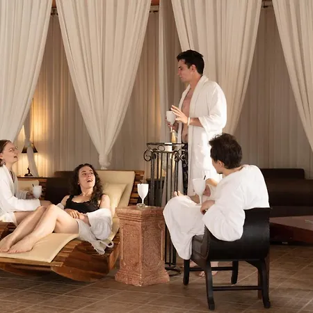 Azzun Orient Spa&wellness Hotel Kromerowo