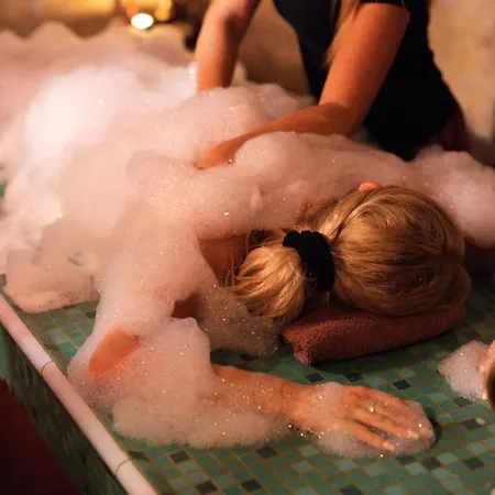 Azzun Orient Spa&wellness Hotel