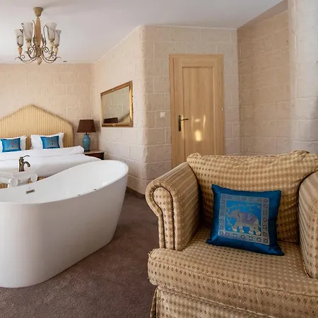 Azzun Orient Spa&wellness Hotel 4*