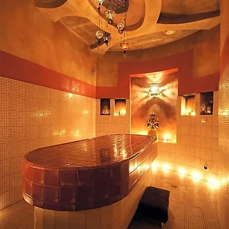 Hotel Azzun Orient Spa&wellness 4*