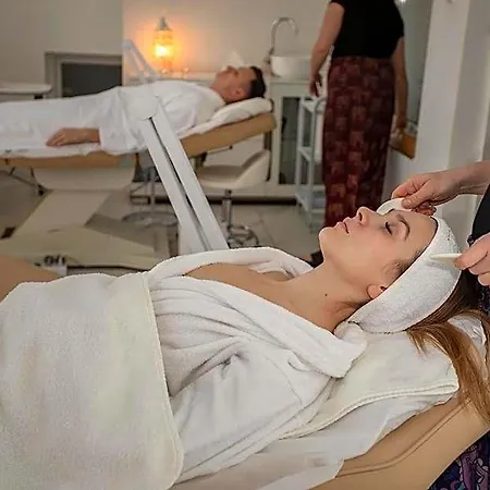 Azzun Orient Spa&wellness Hotel 4*