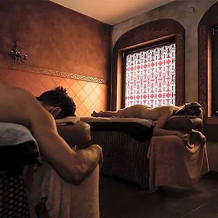 Azzun Orient Spa&wellness Hotel 4*