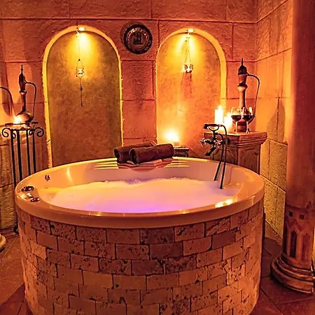 Hotel Azzun Orient Spa&wellness 4*