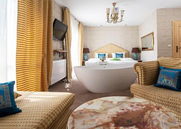 Azzun Orient Spa&wellness Hotel 4*