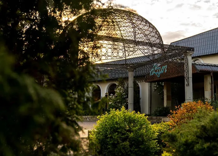 מלון Azzun Orient Spa&wellness