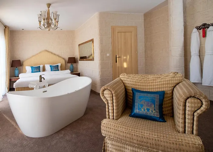 Azzun Orient Spa&wellness Hotel 4*